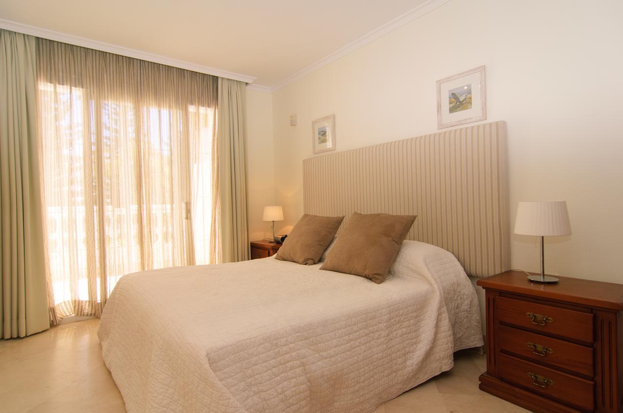 White Pearl * Marbella